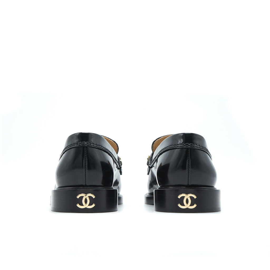 chanel-size35-loafer-patent-leather-black-with-lghw