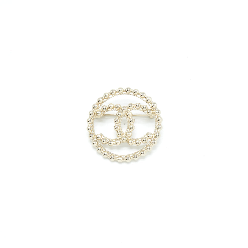 chanel-round-with-cc-logo-light-gold-tone-brooch