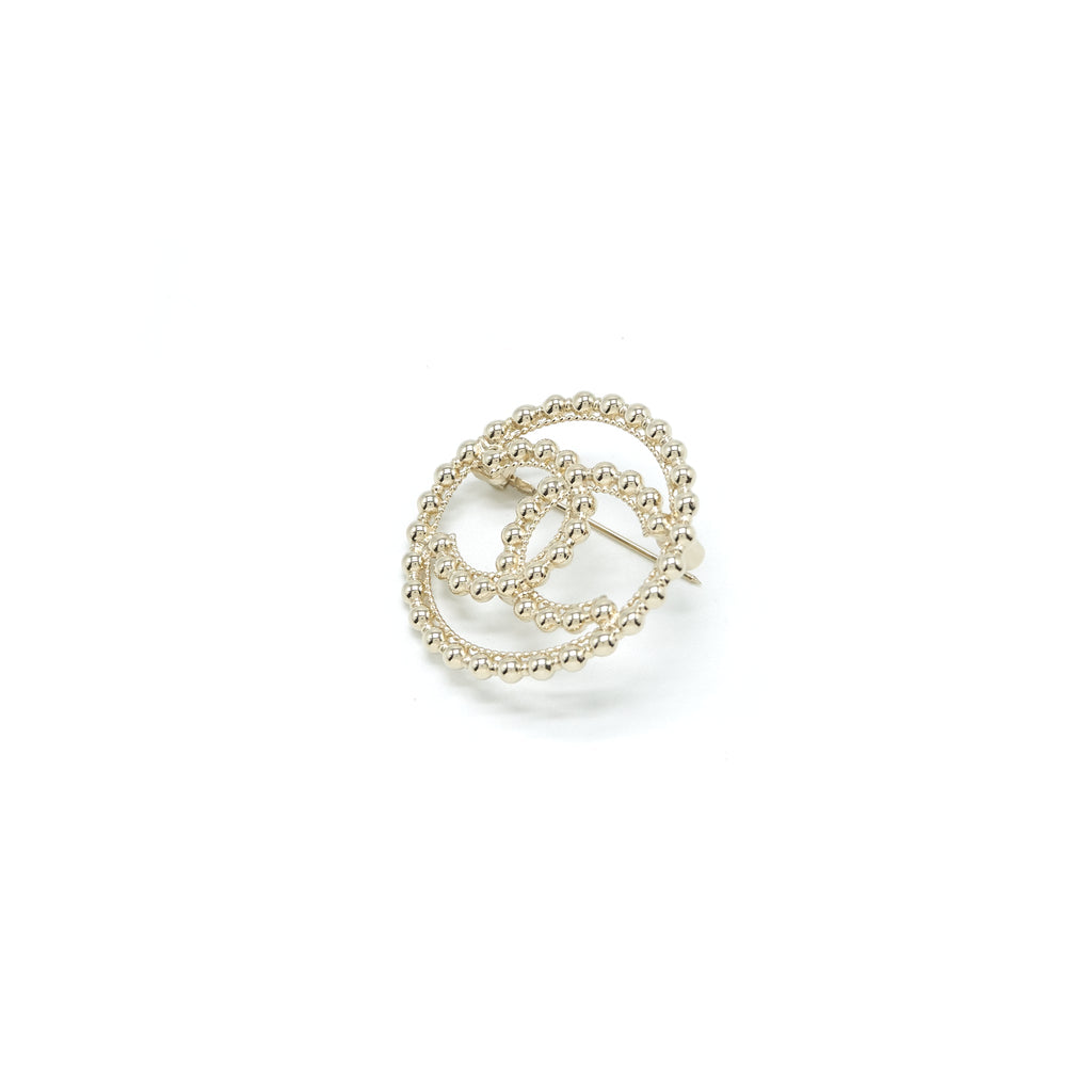 chanel-round-with-cc-logo-light-gold-tone-brooch