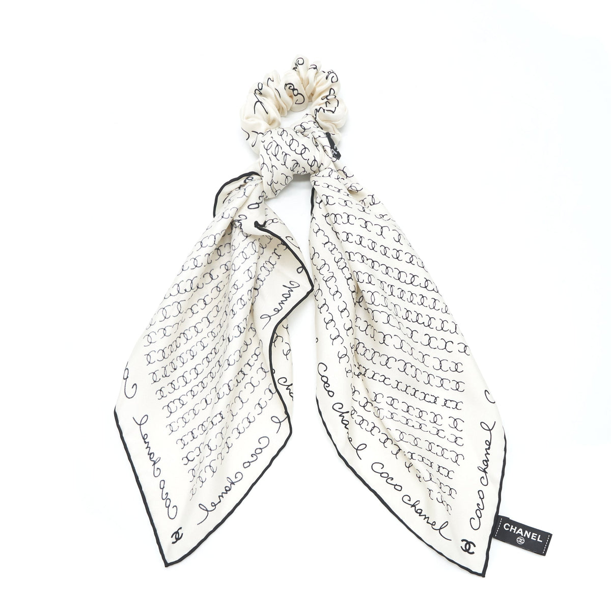 chanel-silk-twill-hair-accessory-white-and-black