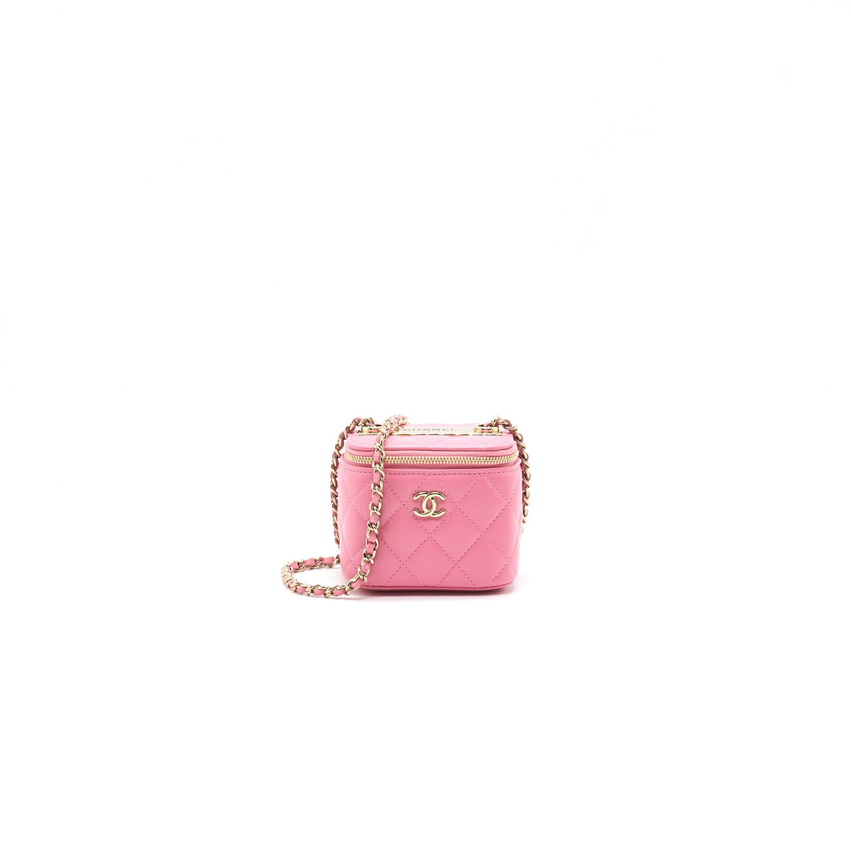 chanel-small-vanity-with-chain-pink
