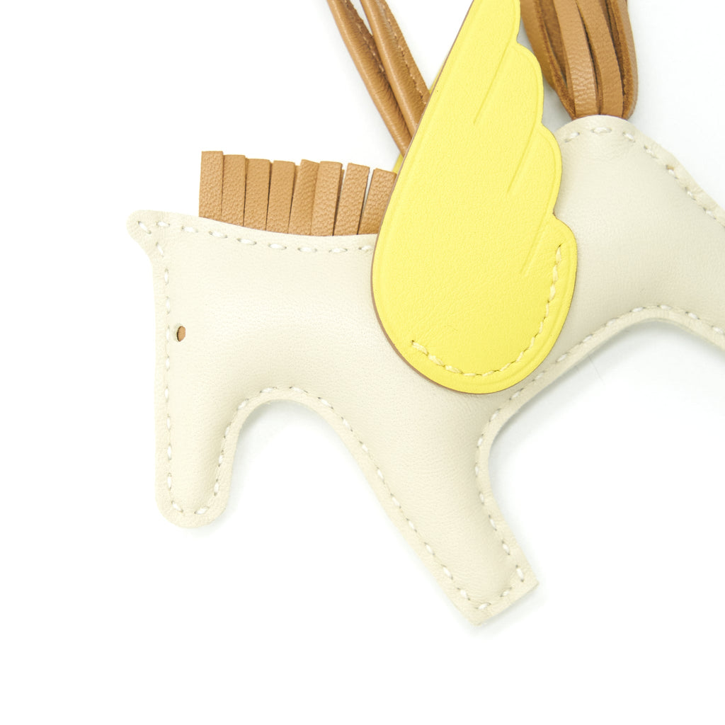 hermes-rodeo-pegase-pm-bag-charm-craie-chai-lime-2