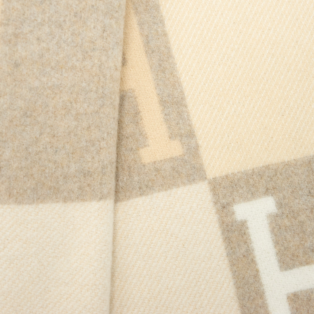 hermes-avalon-throw-blanket-coco-camomille