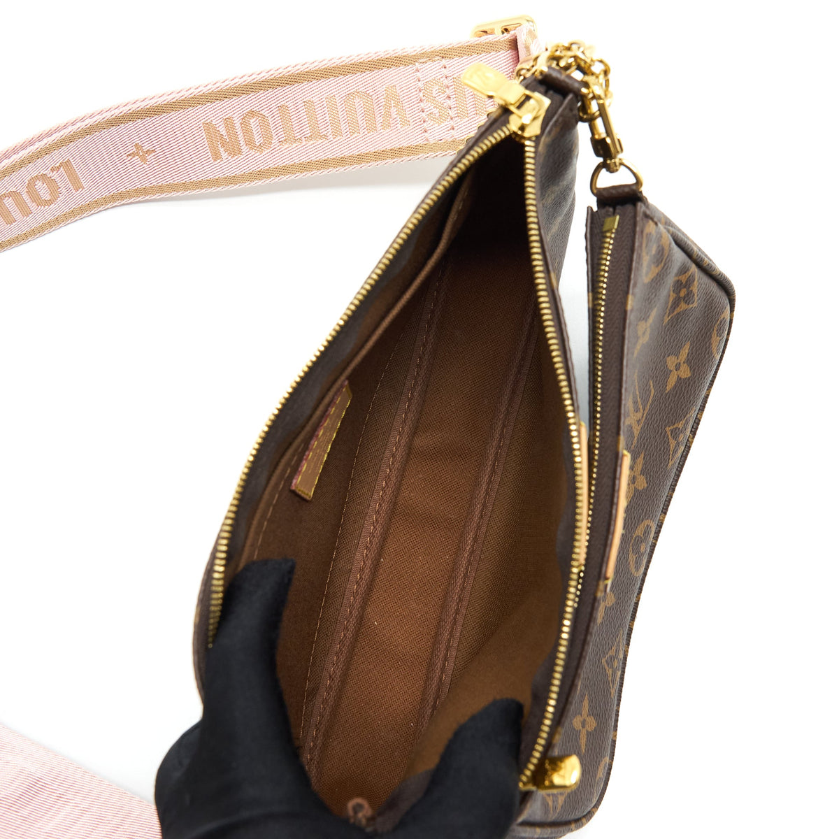 louis-vuitton-multi-pochette-accessories-rose-clair-monogram-canvas-ghw