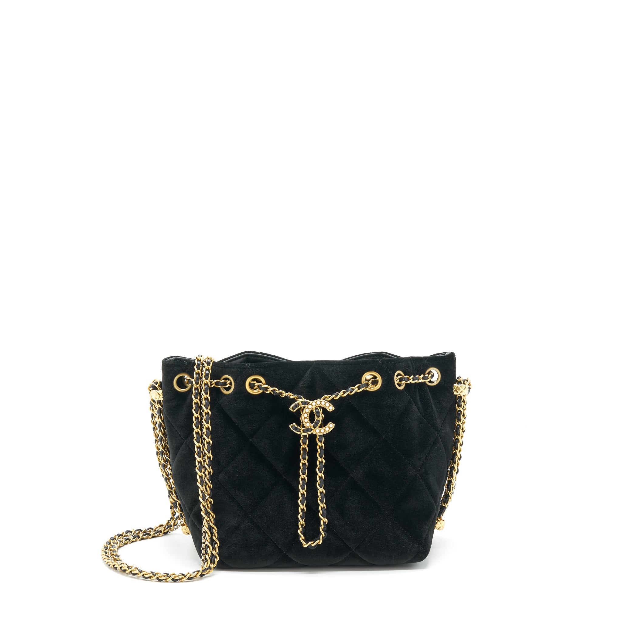 chanel-bucket-bag-velvet-black-ghw
