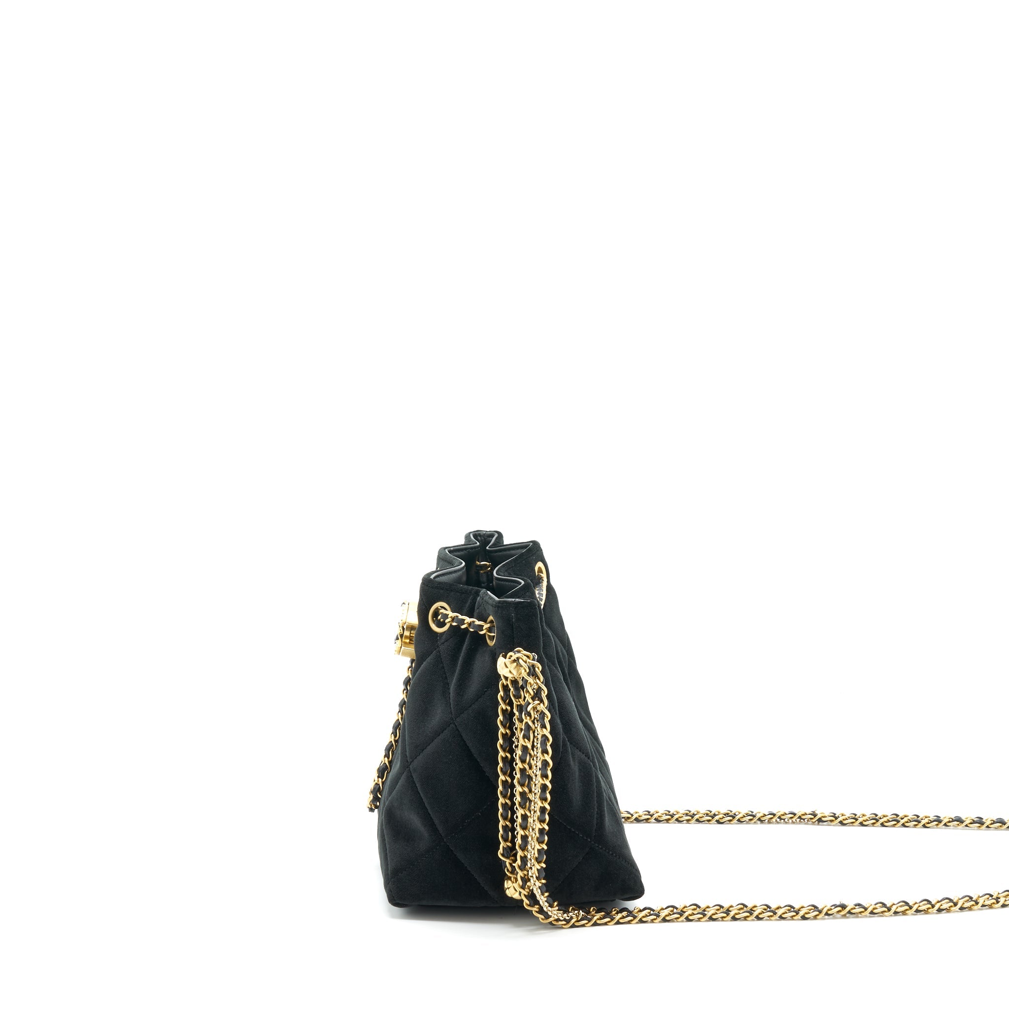 chanel-bucket-bag-velvet-black-ghw
