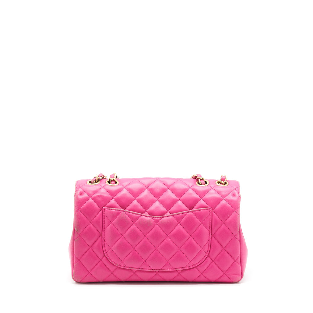 chanel-quilted-flap-bag-lambskin-pink-ghw