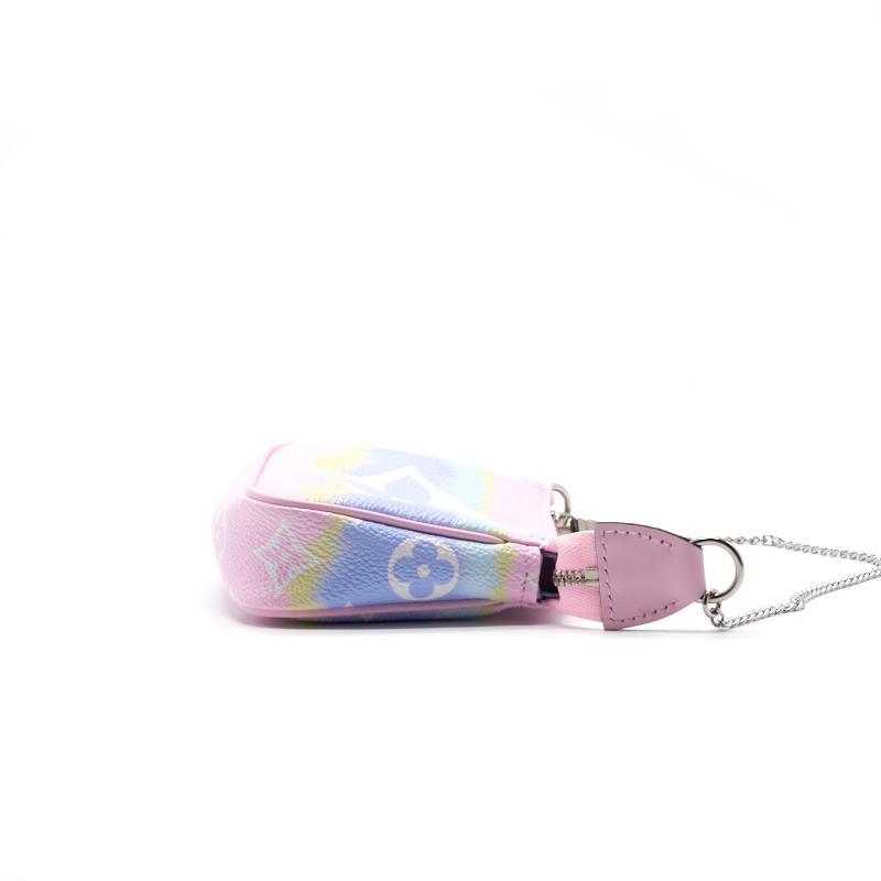 louis-vuitton-escale-mini-pochette-accessories