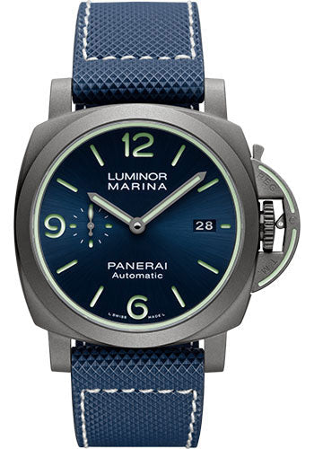 panerai-luminor-marina-44mm-brushed-titanium-pam01117