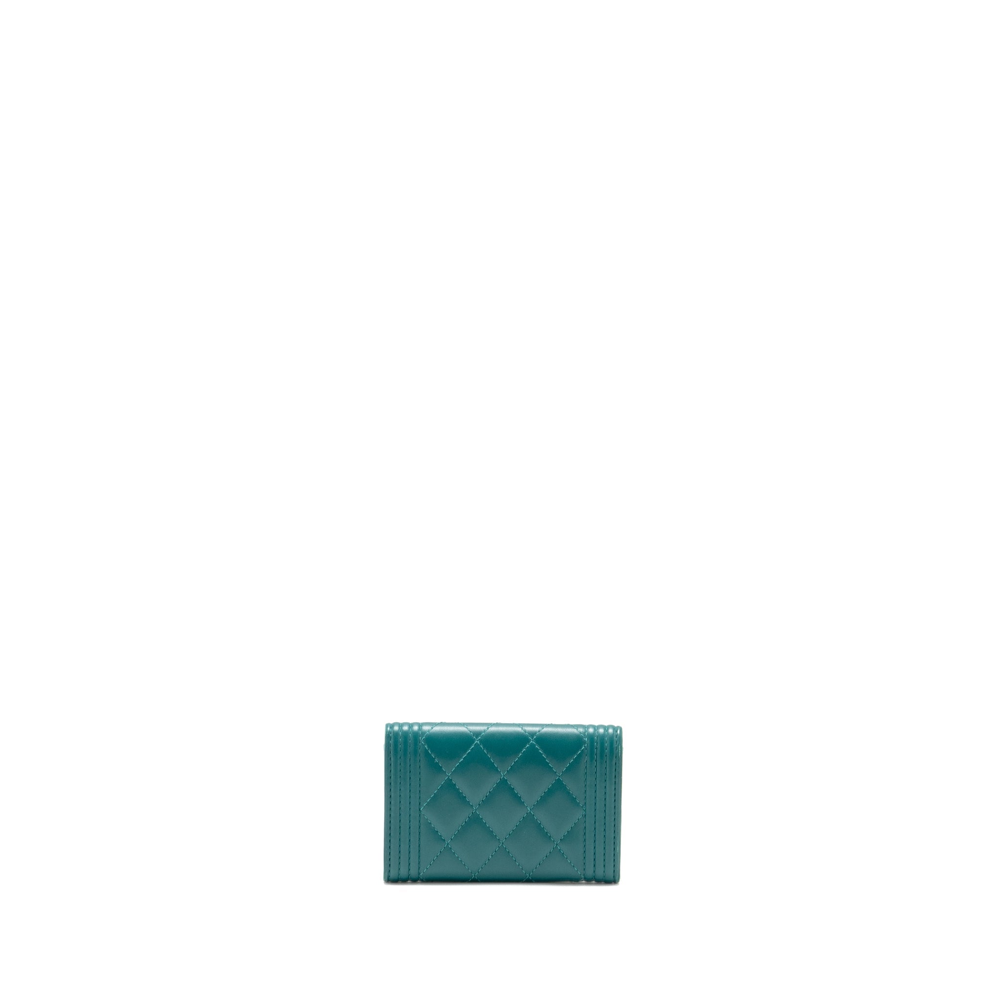 chanel-boy-flap-card-holder-lambskin-green-lghw