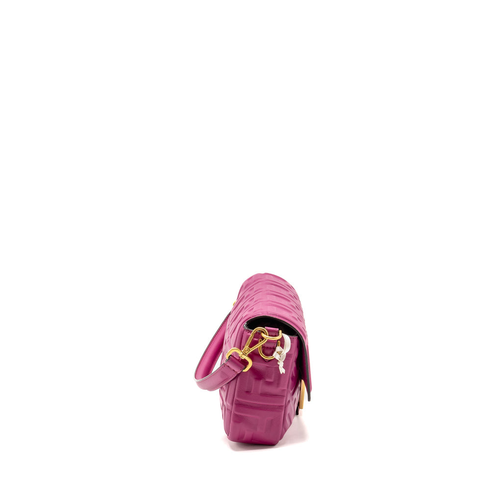 fendi-baguette-bag-ff-embossed-nappa-leather-pink-ghw