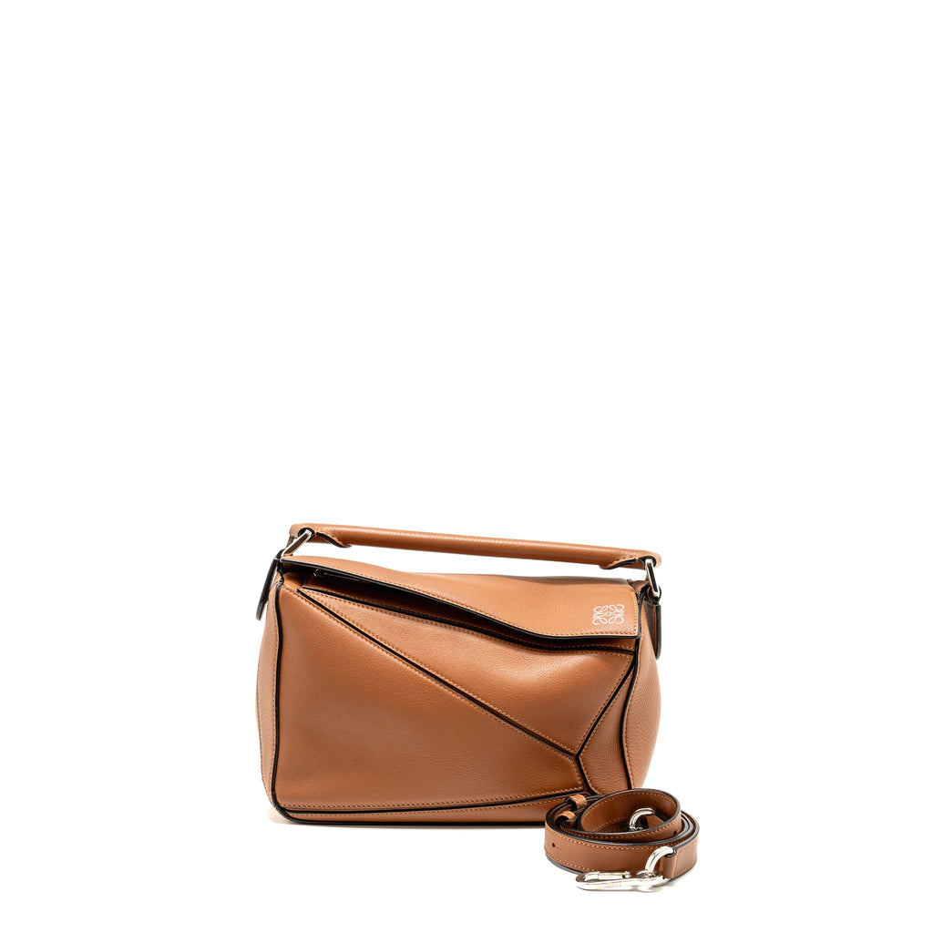 loewe-small-puzzle-bag-calfskin-tan-shw-3