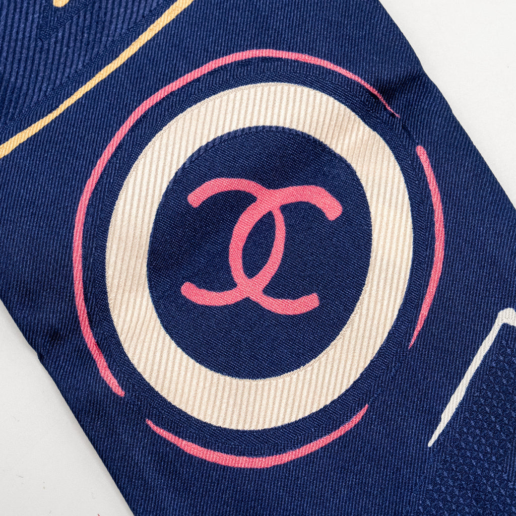 chanel-cc-logo-with-flower-print-large-twilly-navy-multicolour