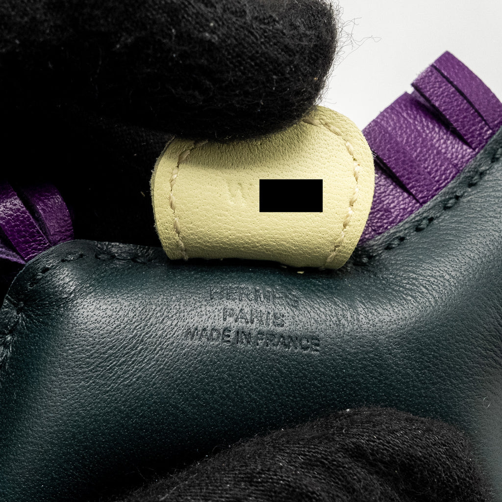 hermes-rodeo-pm-bag-charm-vert-cypres-violet-jaune-milton-stamp-w