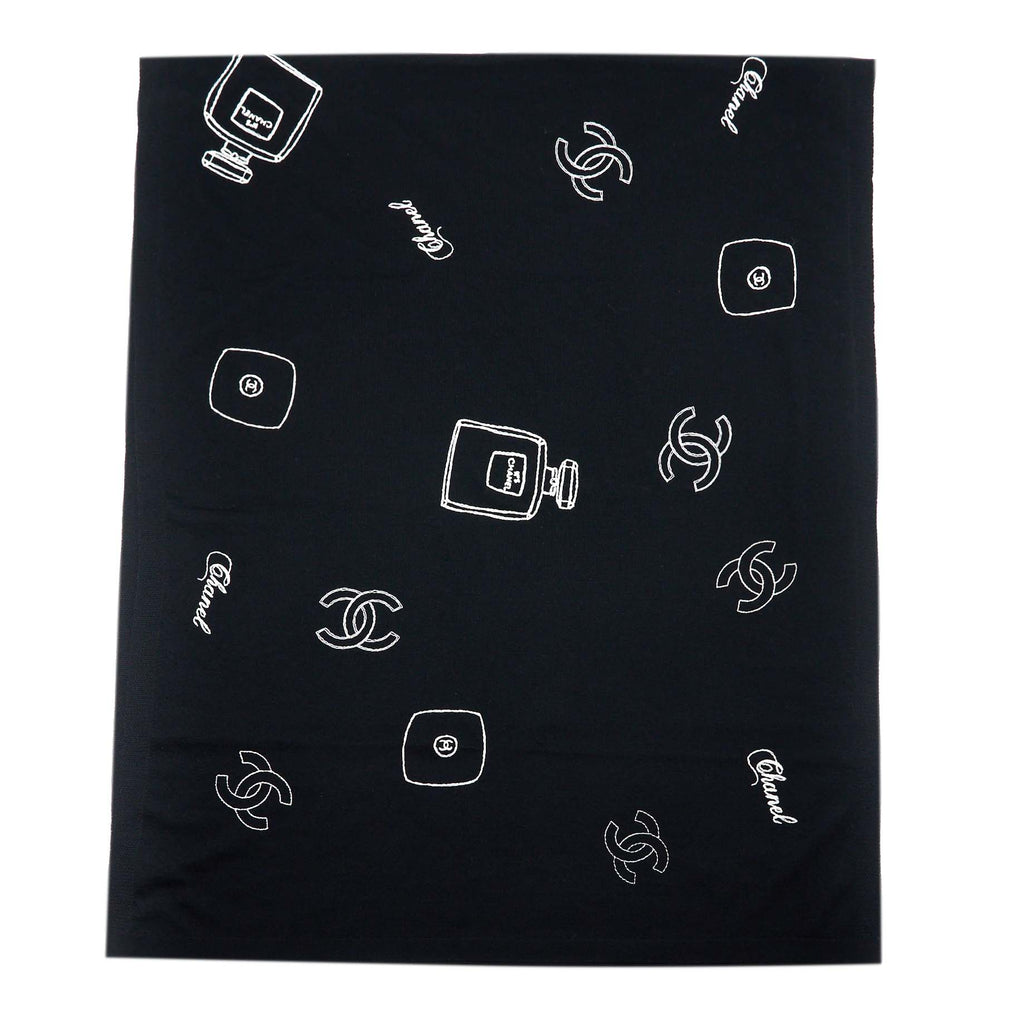 chanel-21s-scarf-wool-black-white