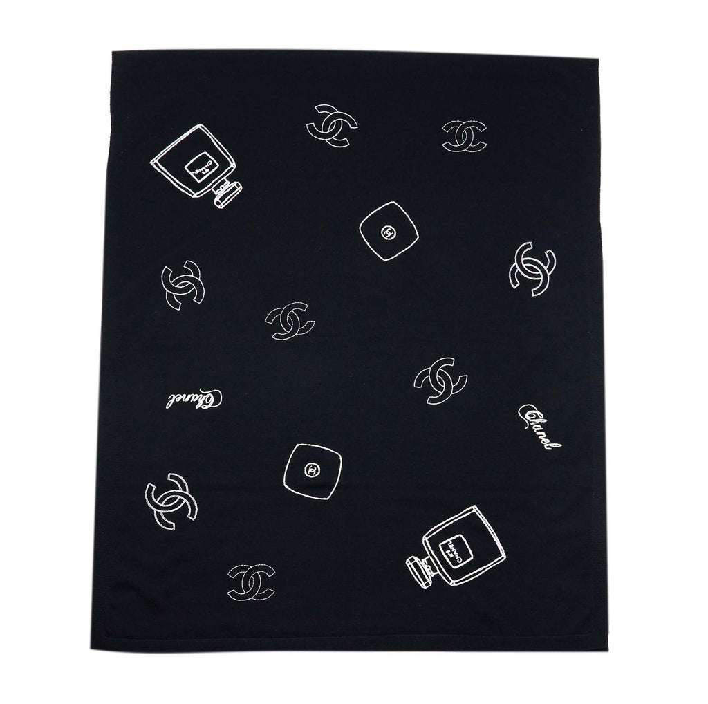 chanel-21s-scarf-wool-black-white