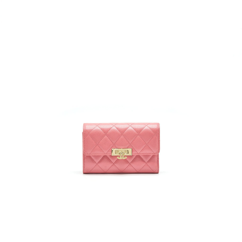 chanel-caviar-medium-flap-wallet-rose-pink-with-gold-cc-logo