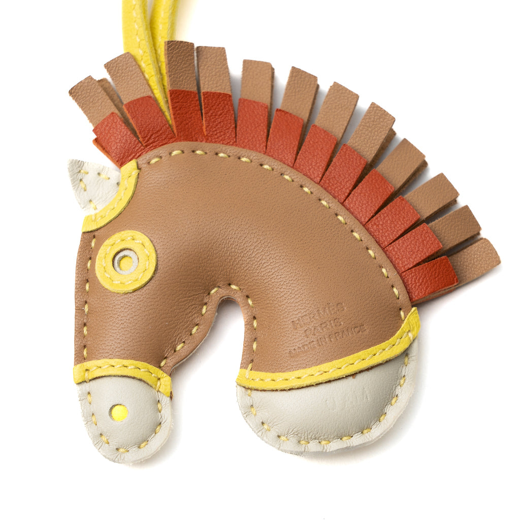 hermes-geegee-bag-charm-craie-chai-cornaline