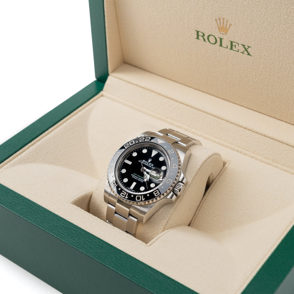 rolex-gmt-master-ii-40mm-in-steel-with-cerachrom-bezel-and-black-dial-on-oyster-bracelet-m-116710ln-0001